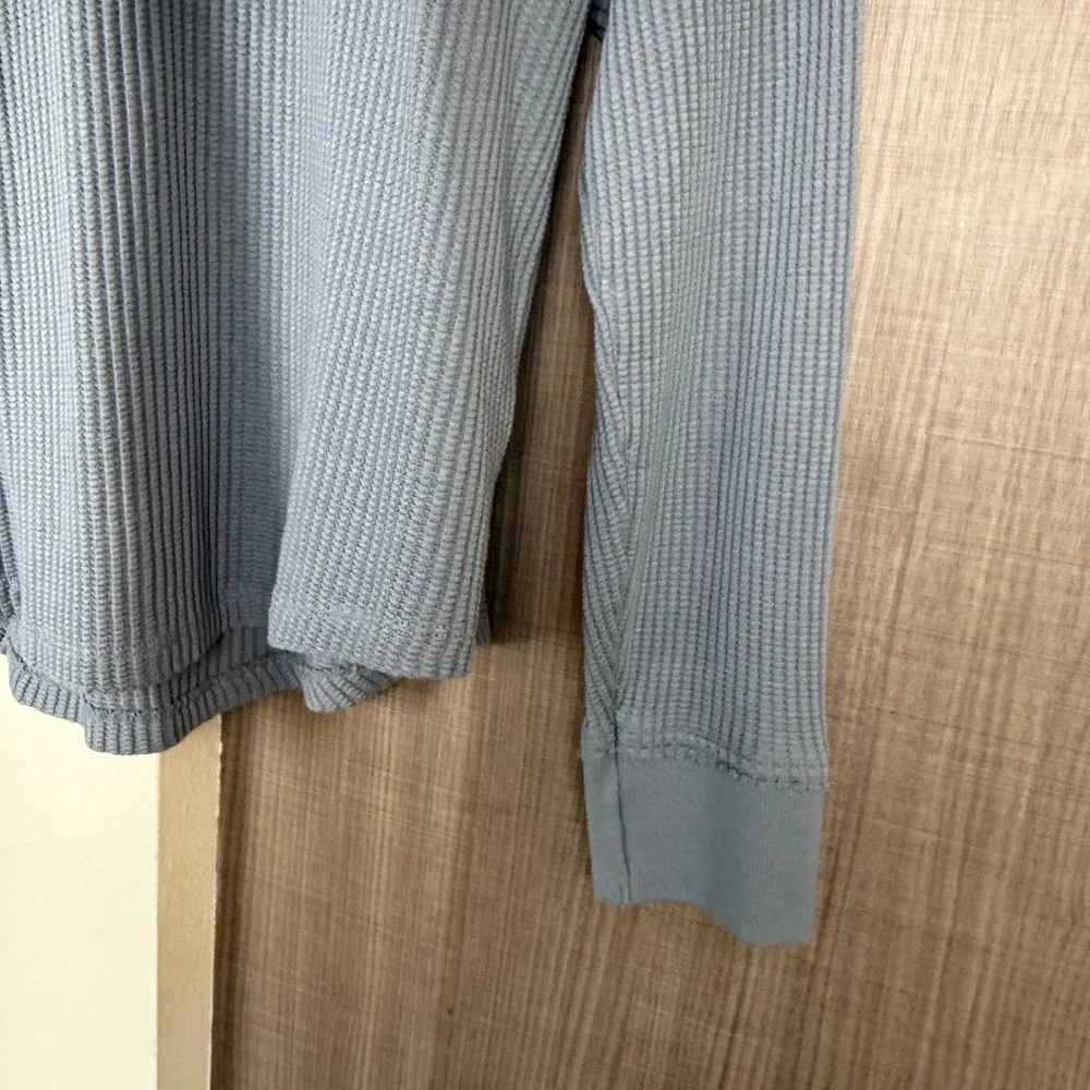 Faherty Legend Waffle Knit Crew in Tradewinds Blue Long Sleeve Top Size XL - Picture 6 of 12